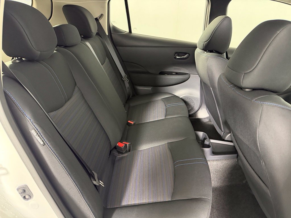 Used 2025 Nissan Leaf SV Plus FWD image 16