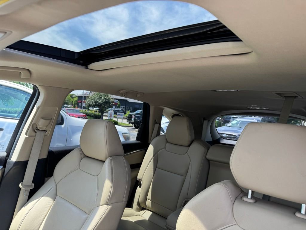 Used 2017 Acura MDX SH-AWD w/ Technology Package image 19