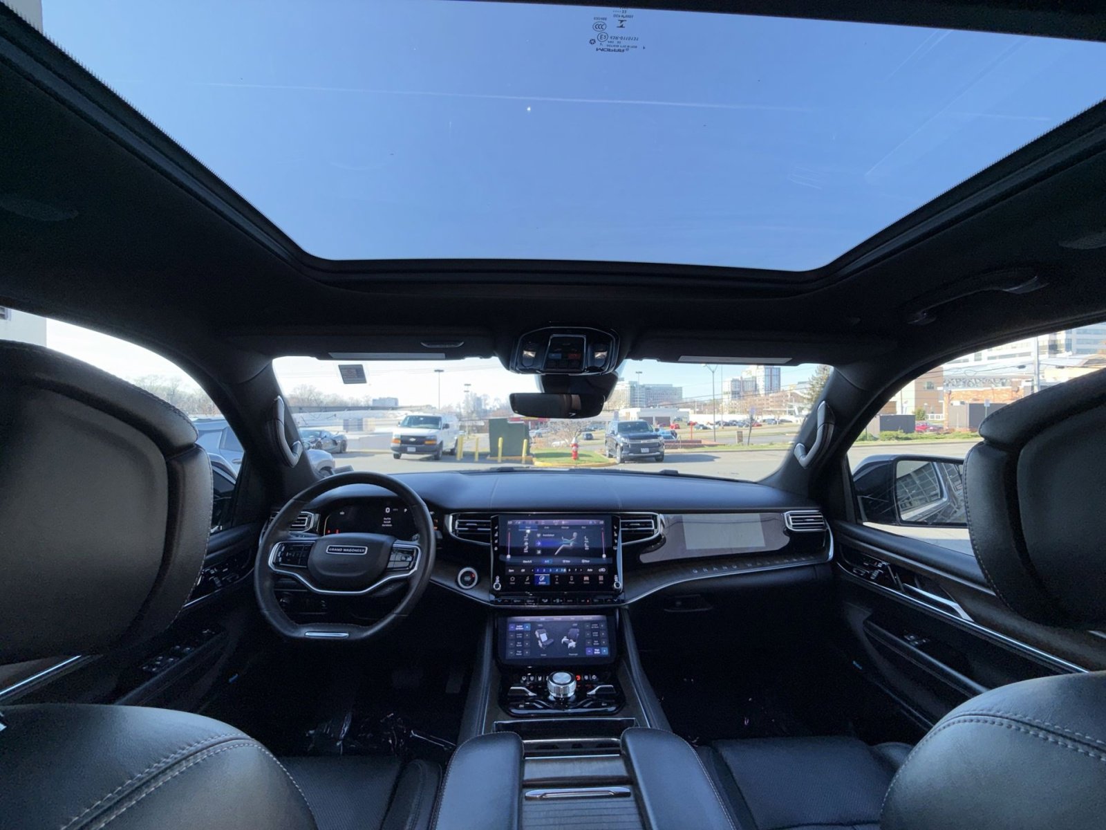 Used 2022 Jeep Grand Wagoneer Series I image 23