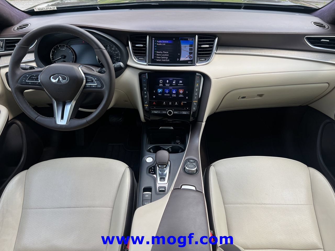 Used 2019 INFINITI QX50 Essential w/ Sensory Package AWD/4WD image 5