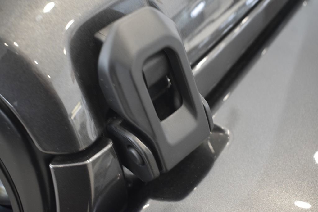 New 2025 Jeep Gladiator Sport image 15