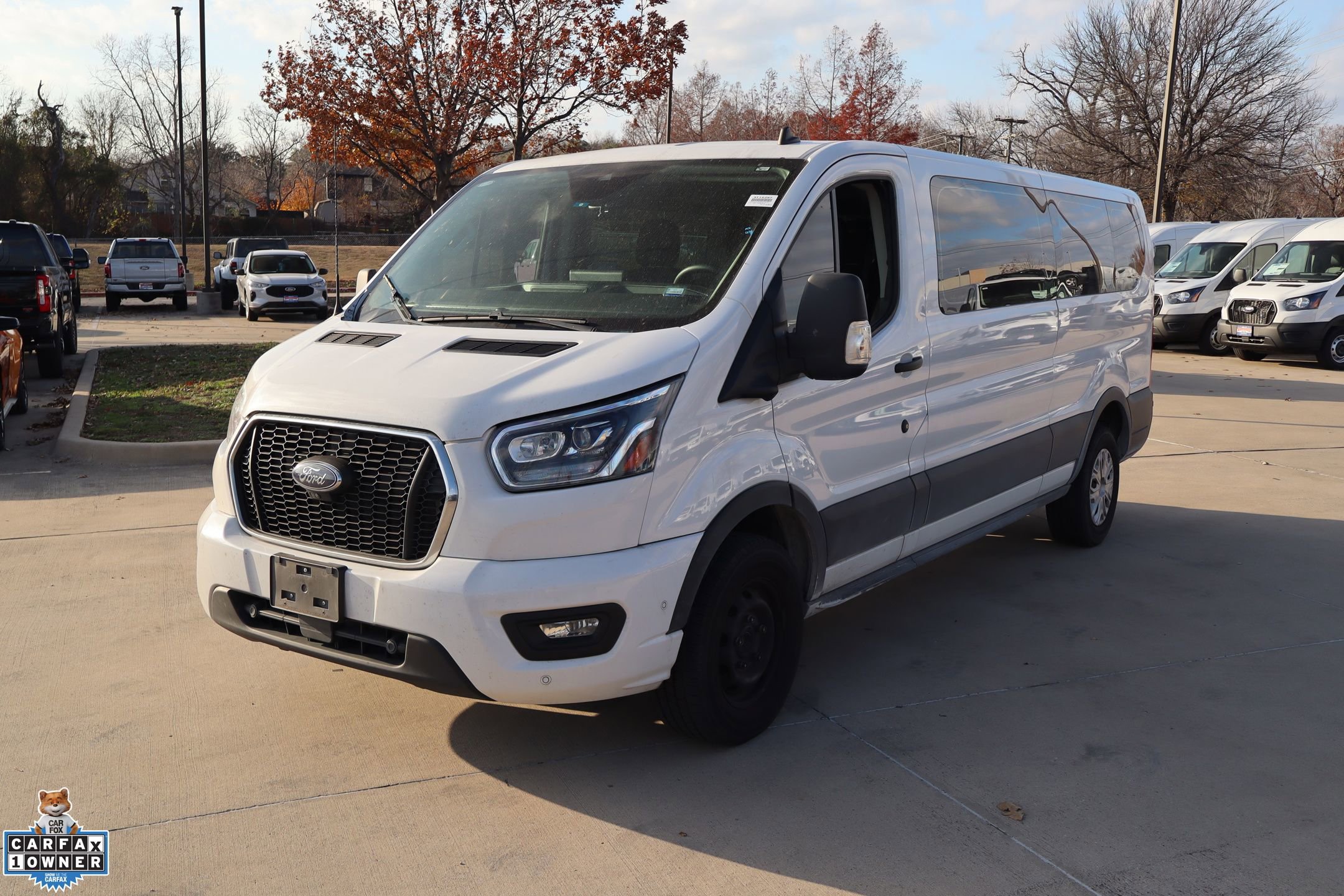 Used 2023 Ford Transit 350 XLT image 8