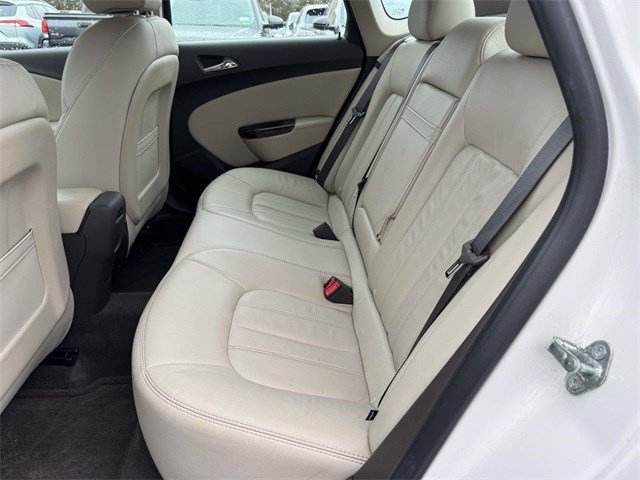 Used 2014 Buick Verano Leather image 10