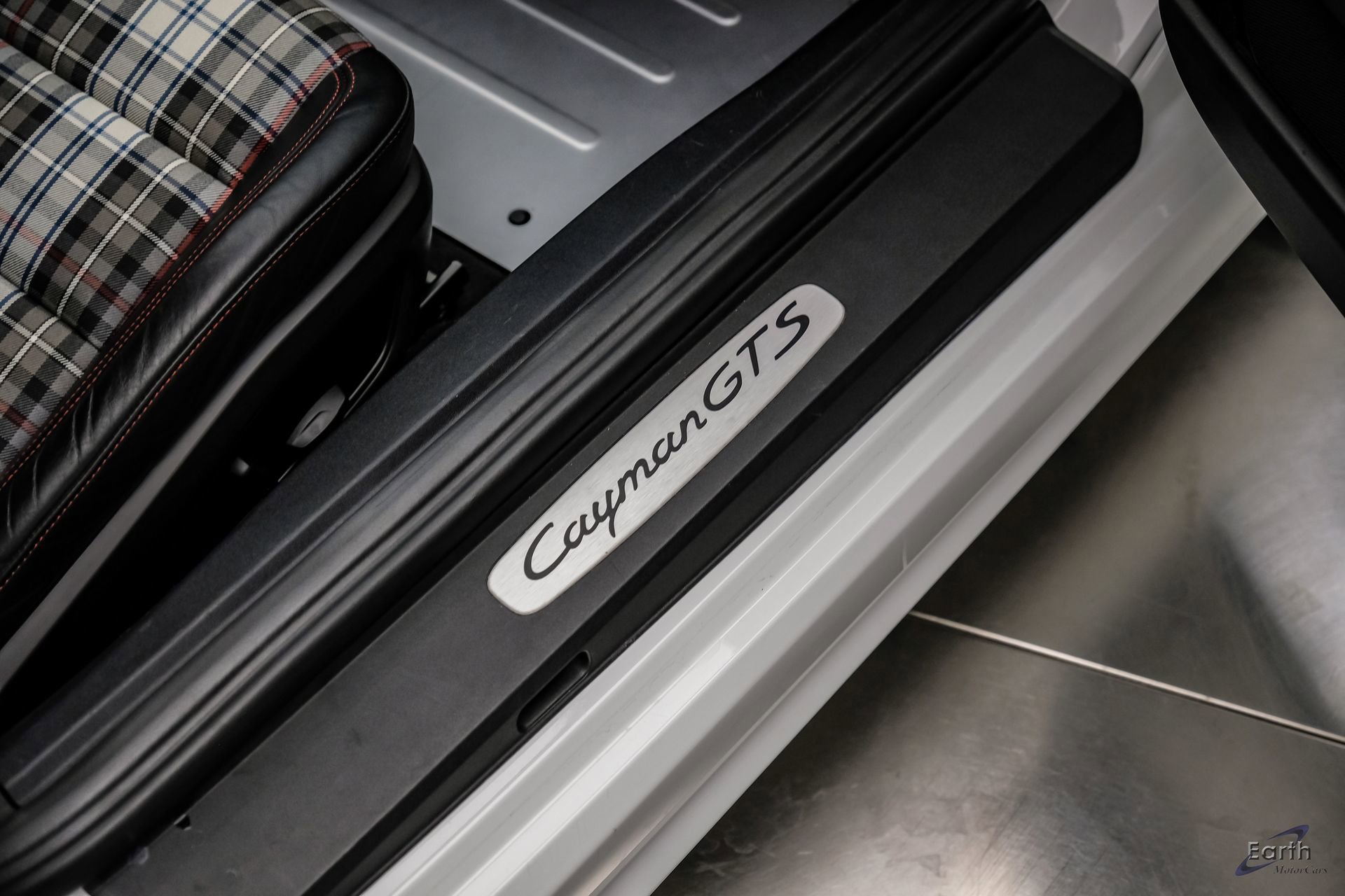 Used 2019 Porsche 718 Cayman GTS RWD image 56