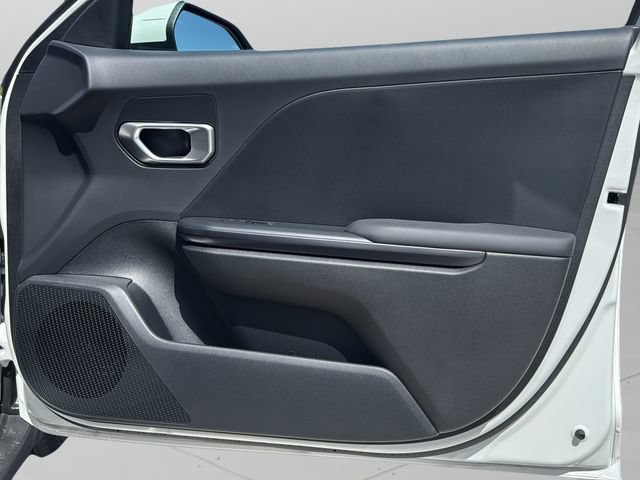 New 2026 Kia K4 FWD image 30
