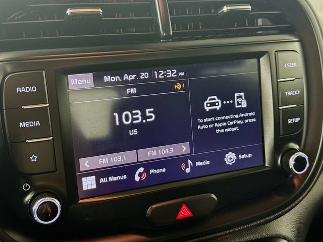 Used 2023 Kia Soul LX w/ LX Technology Package FWD image 13