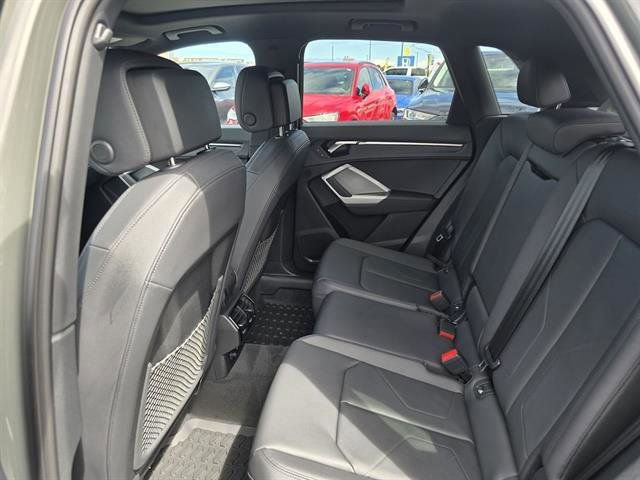 Used 2025 Audi Q3 2.0T Premium w/ Convenience Package AWD/4WD image 11