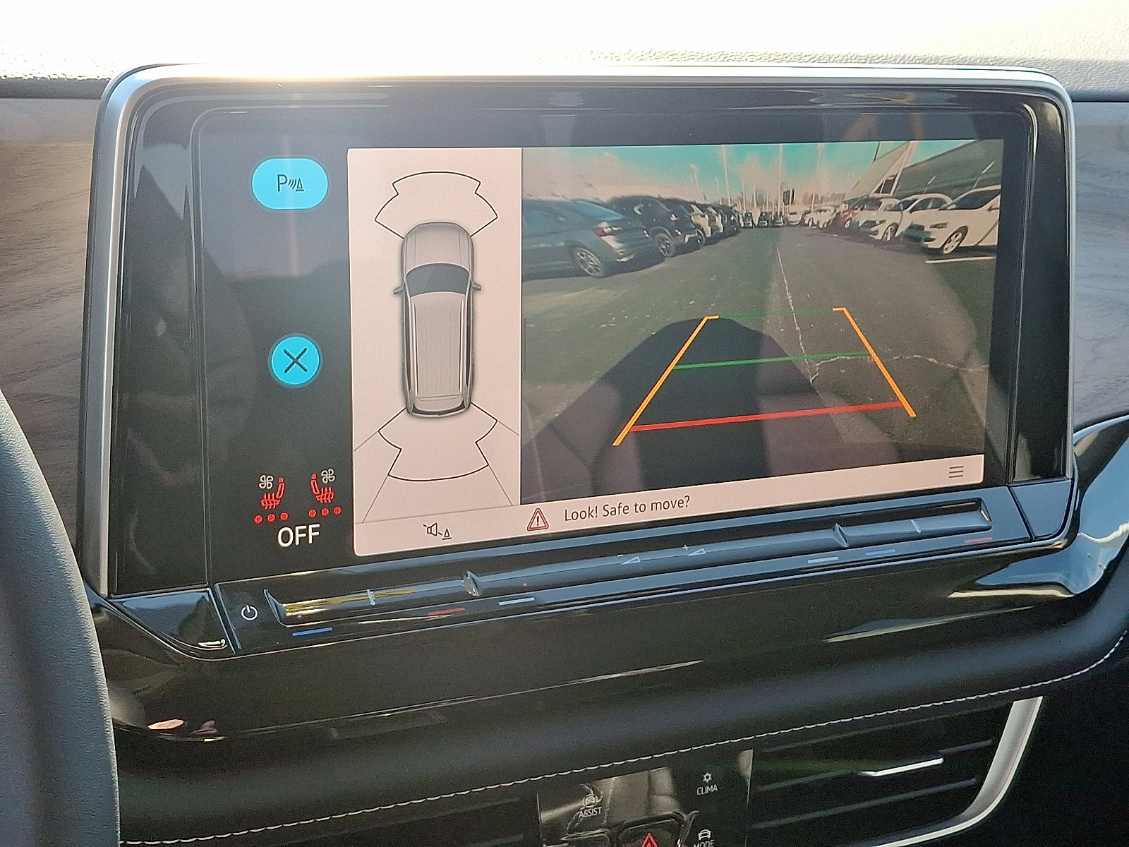 New 2026 Volkswagen Atlas SE image 13