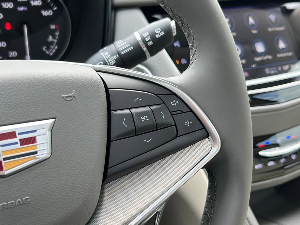 New 2026 Cadillac XT5 Premium Luxury w/ LPO, Floor Liner Package image 33