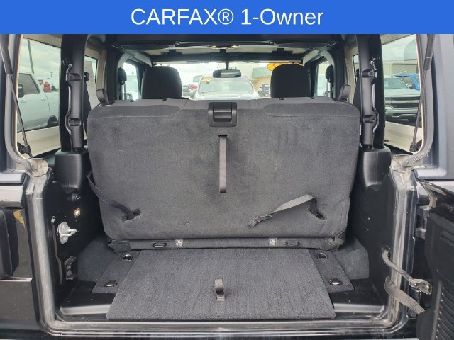 Used 2022 Jeep Wrangler Sport AWD/4WD image 9