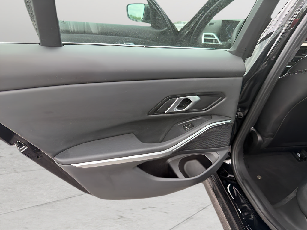 Used 2025 BMW 330i Sedan RWD image 20