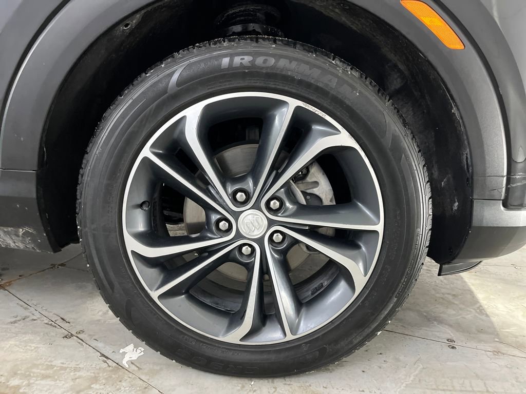 Used 2020 Buick Encore GX Select image 18