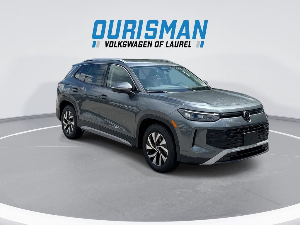 New 2026 Volkswagen Tiguan S FWD image 2
