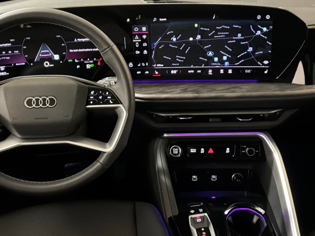 Certified 2025 Audi Q5 Premium w/ Convenience Package image 21