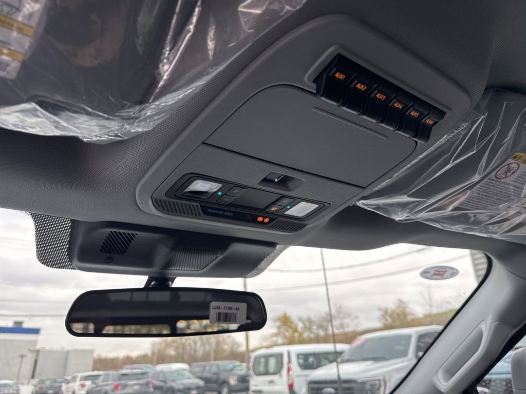 New 2026 Ford F350 XL w/ FX4 Off-Road Package image 18