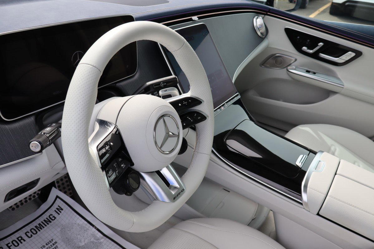 Used 2023 Mercedes-Benz EQE AMG 4MATIC Sedan image 9
