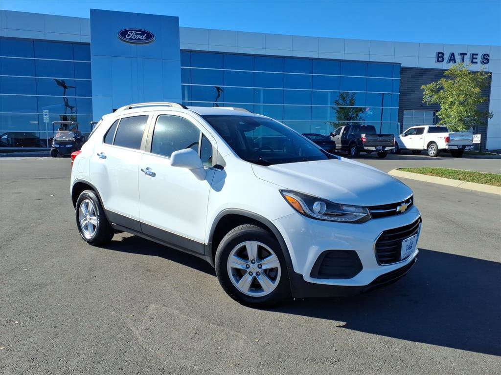 Used 2017 Chevrolet Trax LT w/ LT Convenience Package video 1