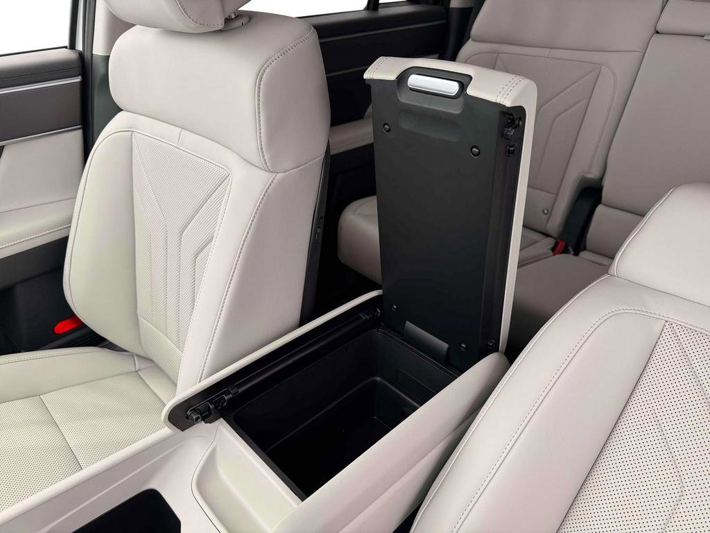 New 2026 Hyundai Santa Fe SEL image 19