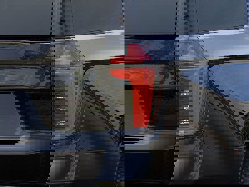 New 2026 Chevrolet Suburban LS image 11