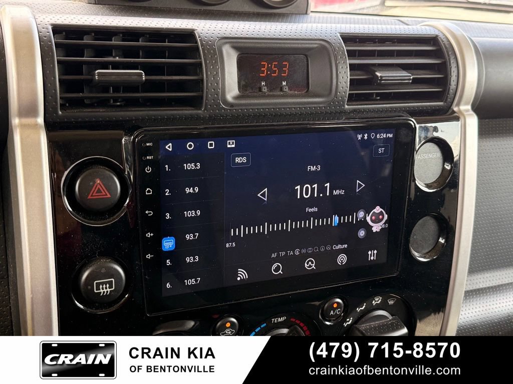 Used 2010 Toyota FJ Cruiser 4WD image 16