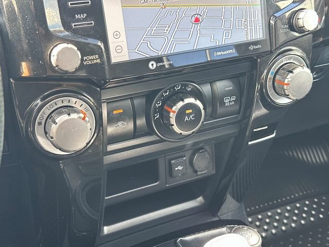 Used 2023 Toyota 4Runner TRD Off-Road Premium w/ Moonroof Package AWD/4WD image 30
