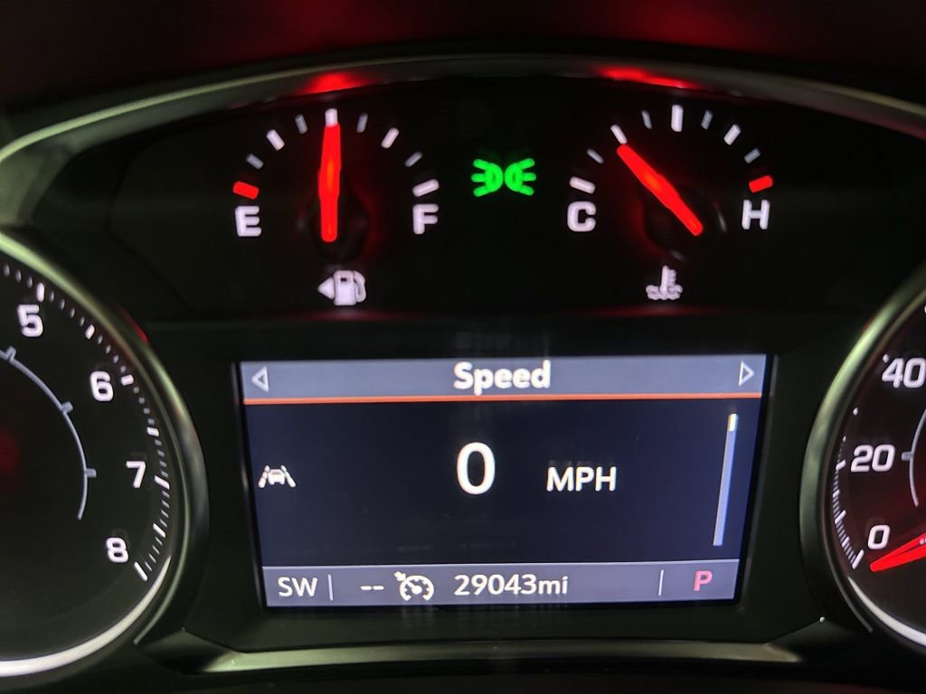 Used 2024 GMC Terrain SLT image 26