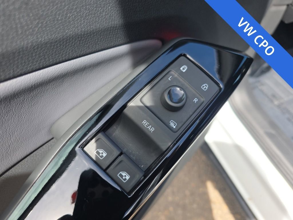 Certified 2023 Volkswagen ID.4 Pro S AWD/4WD image 11