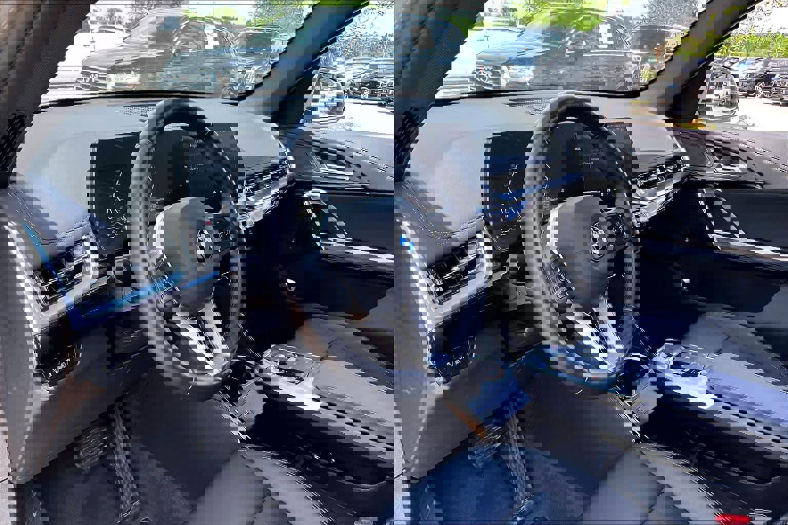 Used 2025 BMW X1 xDrive28i w/ Convenience Package image 16