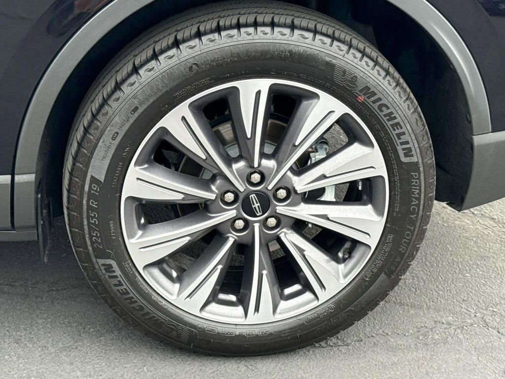 Certified 2022 Lincoln Corsair Reserve w/ Elements Package AWD/4WD image 31