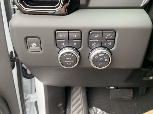 New 2025 GMC Sierra 2500 AT4 w/ AT4 Premium Plus Package image 19