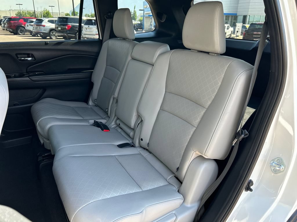 Used 2021 Honda Passport Elite image 18