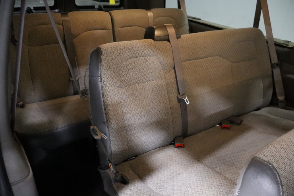 Used 2025 GMC Savana 3500 LT w/ LT Preferred Equipment Group RWD image 18