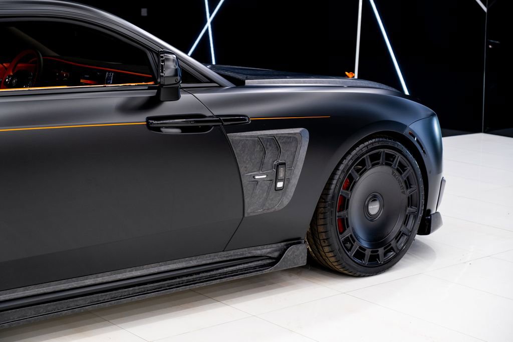 Used 2026 Rolls-Royce Spectre image 12