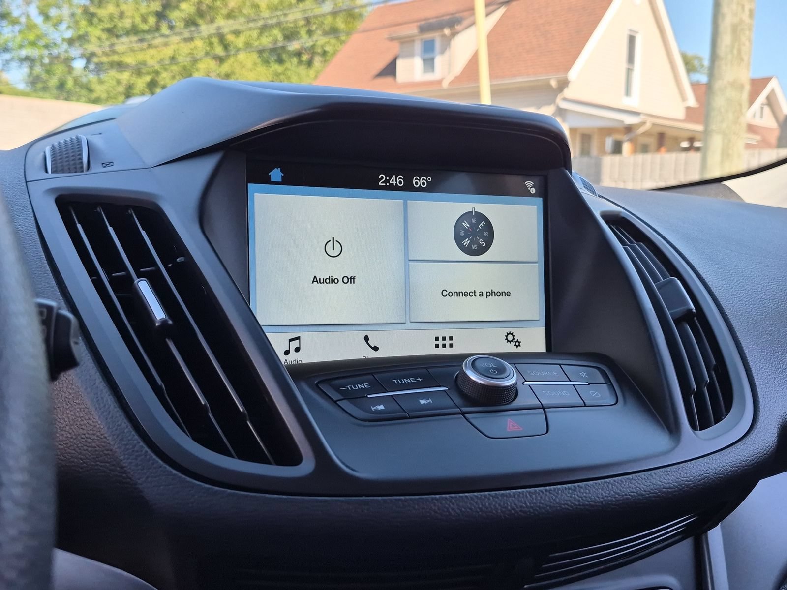 Used 2019 Ford Escape SE FWD image 28