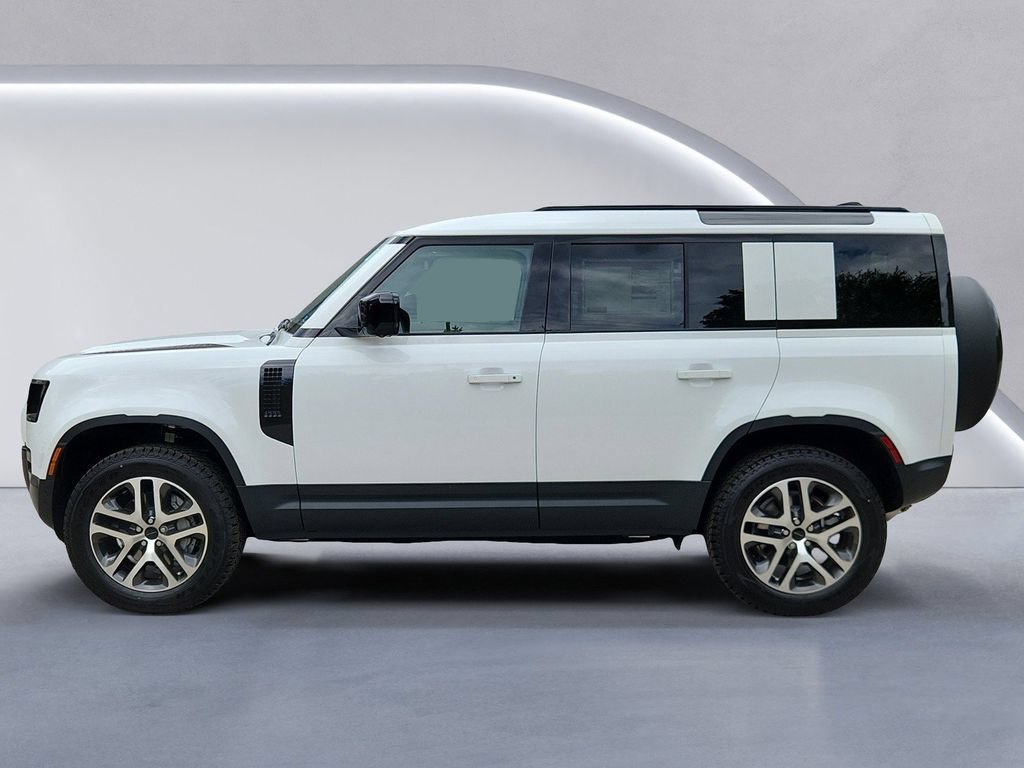 Used 2026 Land Rover Defender 110 S AWD/4WD image 3