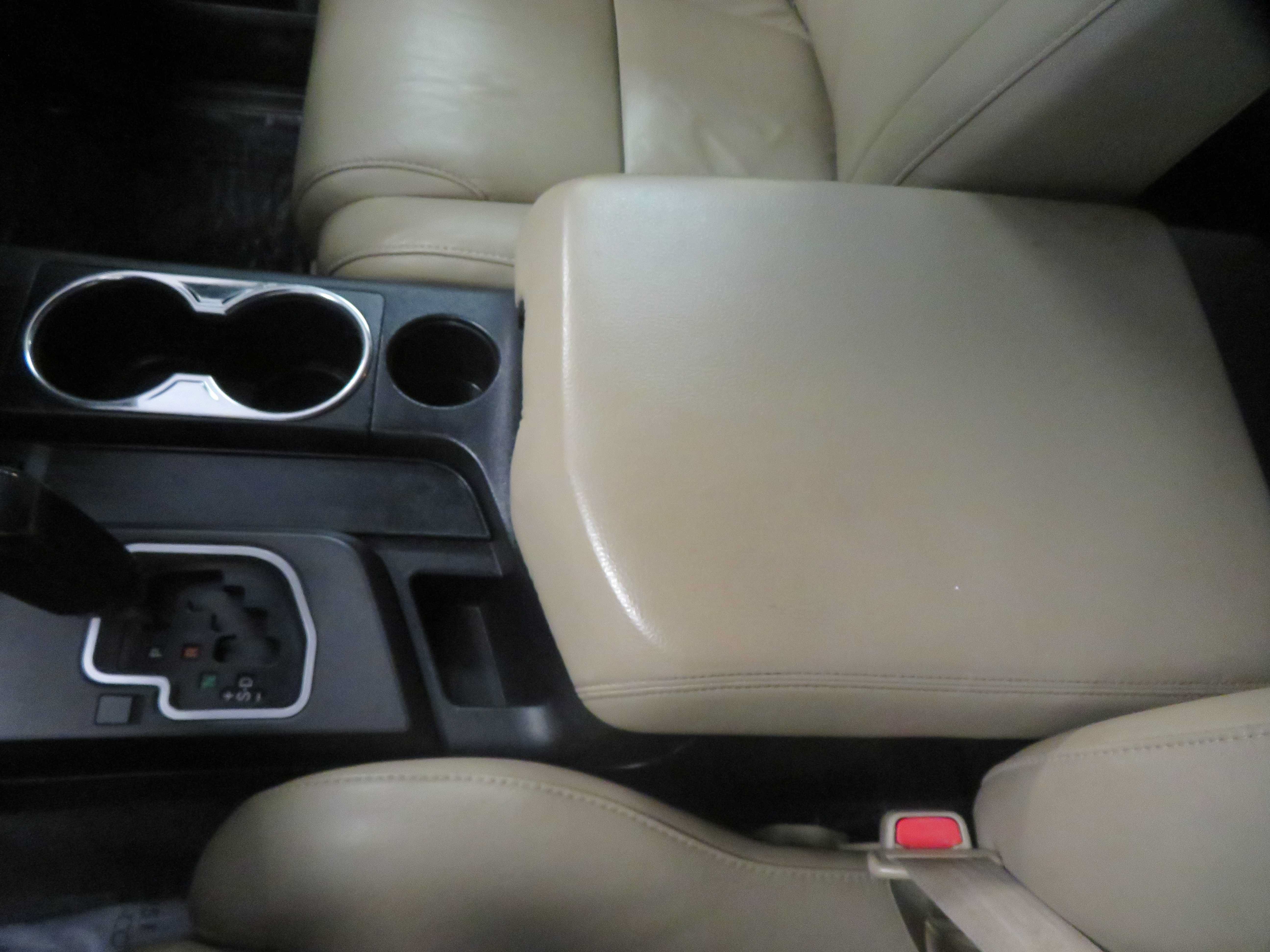 Used 2018 Toyota Sequoia Limited w/ Safety & Convenience Package AWD/4WD image 50