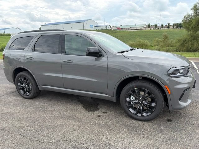 New 2026 Dodge Durango GT w/ Blacktop Package AWD/4WD image 3
