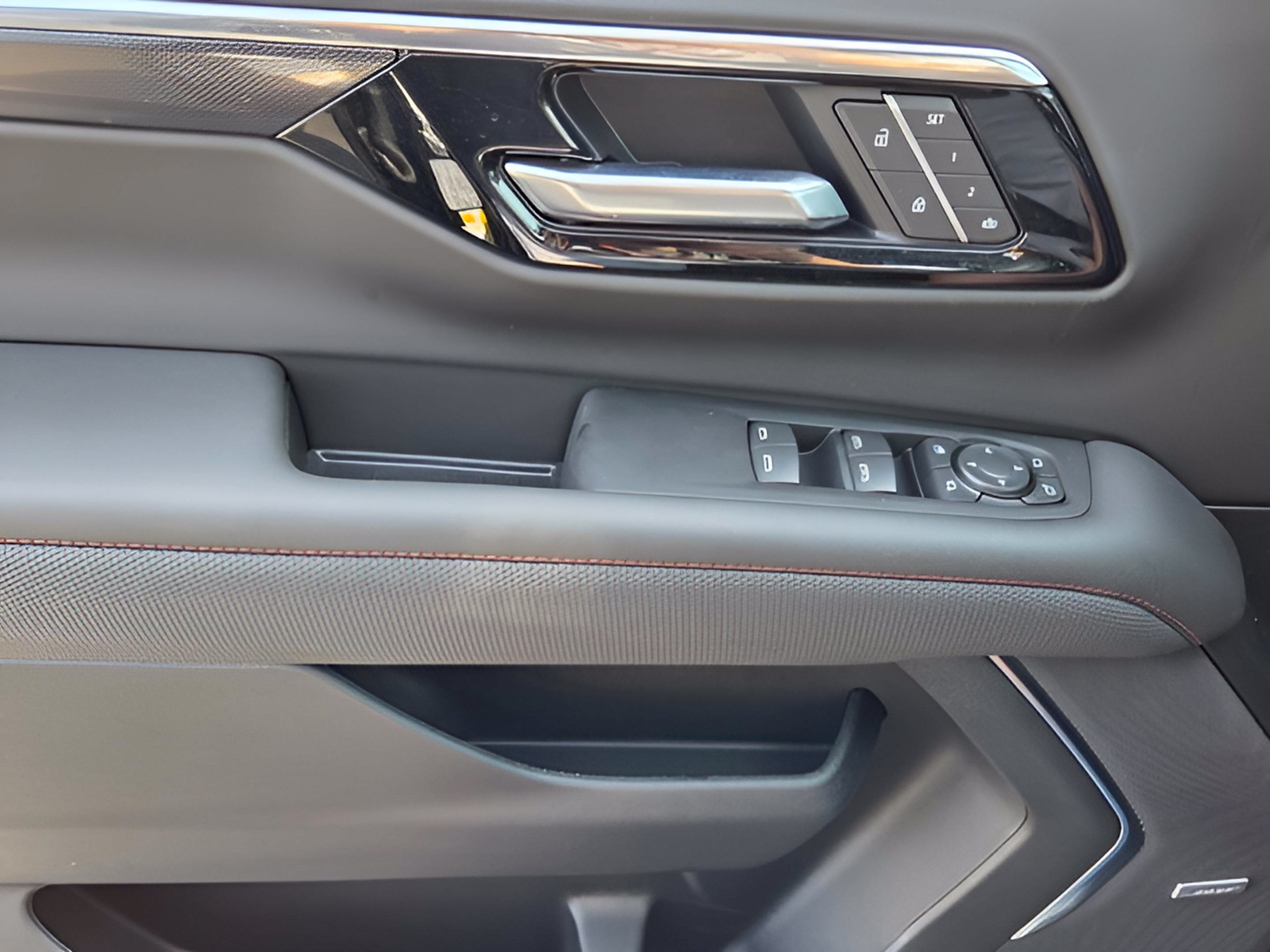 New 2026 Chevrolet Tahoe RST w/ Advanced Technology Package AWD/4WD image 32