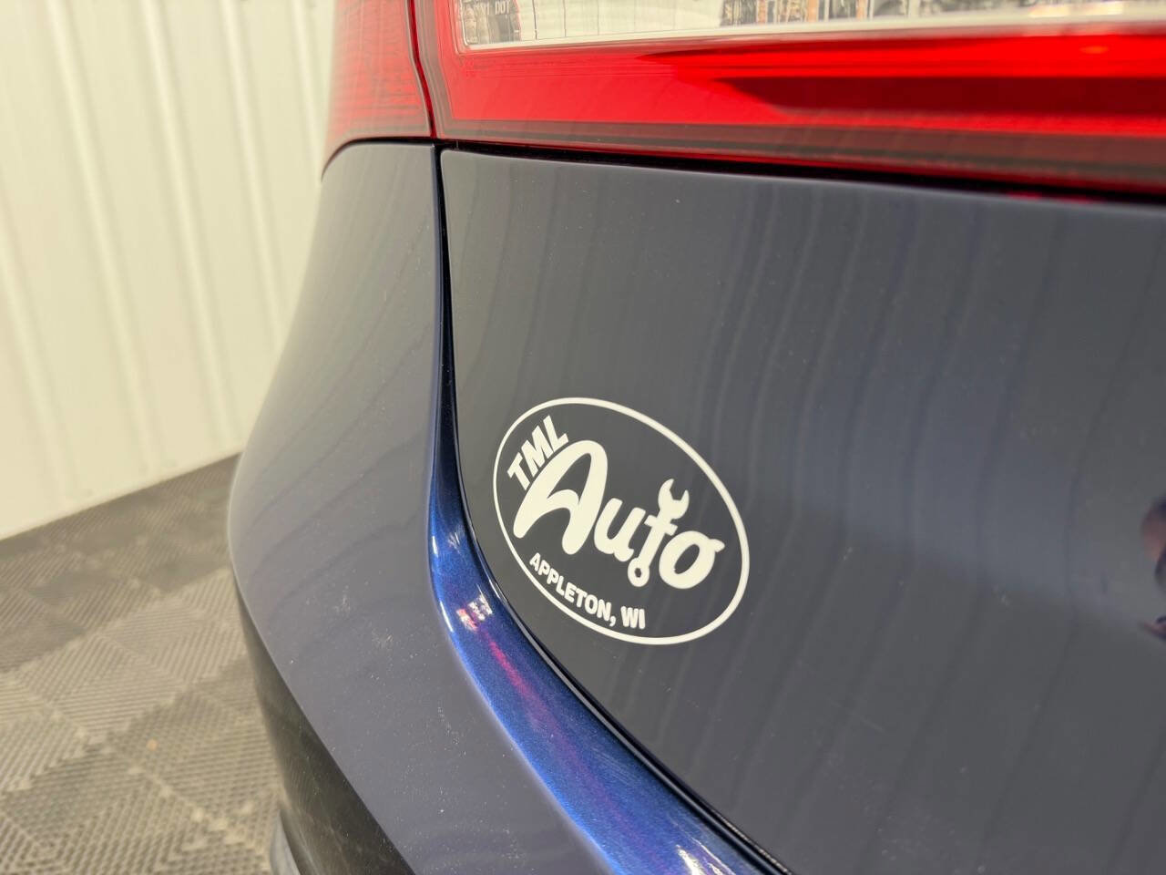 Used 2018 Acura TLX V6 SH-AWD image 4