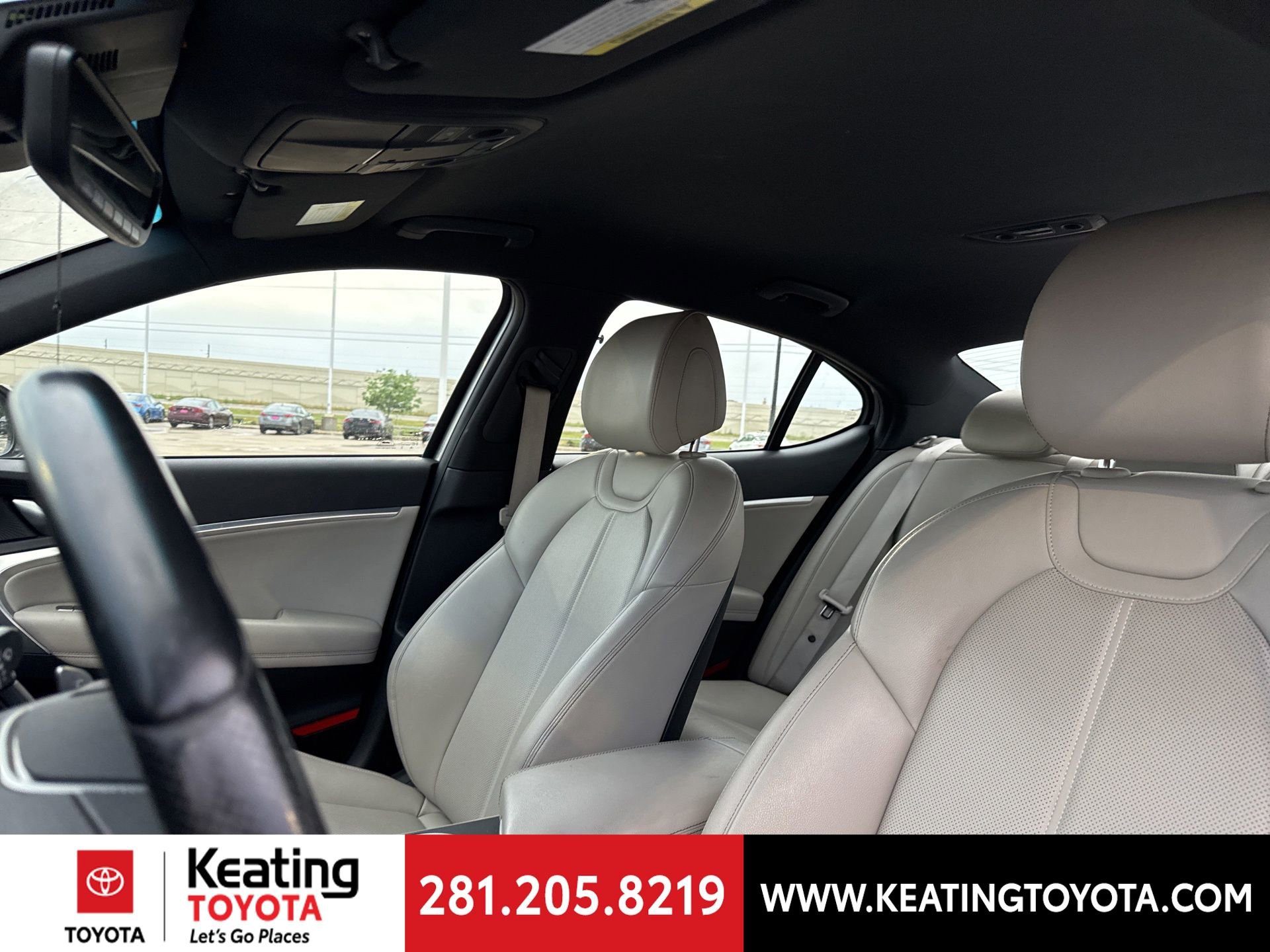 Used 2022 Genesis G70 2.0T RWD image 12