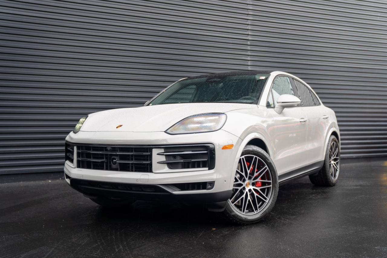 New 2026 Porsche Cayenne S AWD/4WD image 1