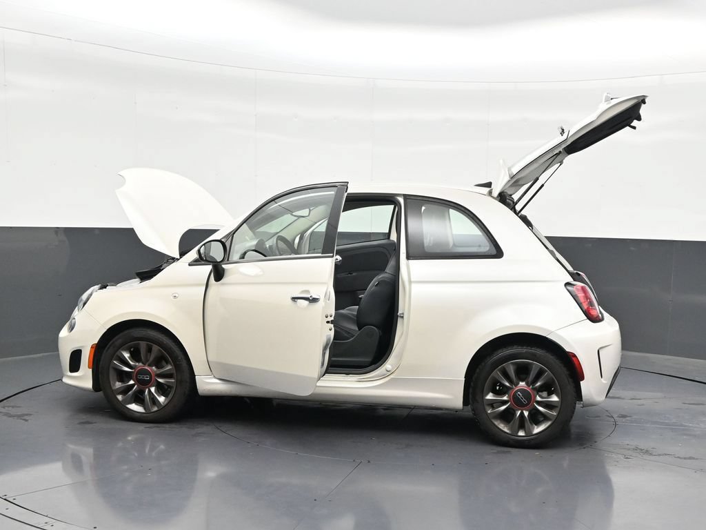 Used 2019 FIAT 500 Pop w/ Urbana Appearance Package FWD image 32