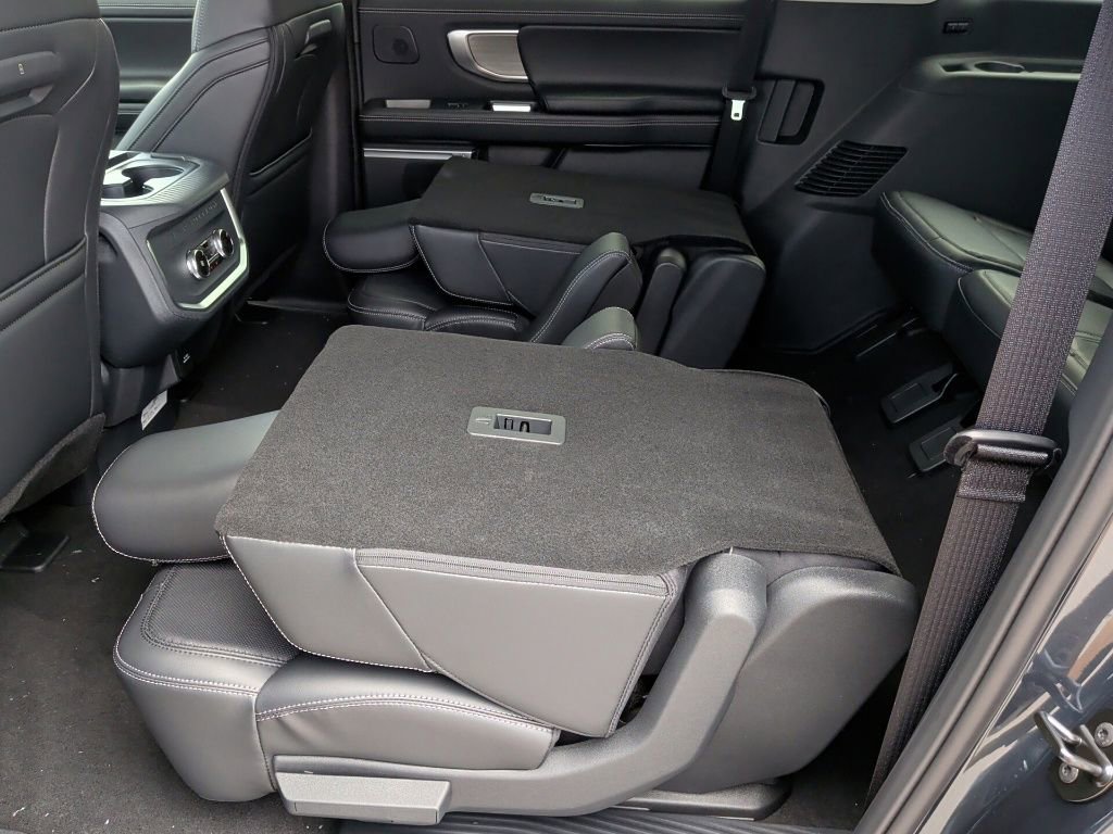 New 2026 Ford Expedition Max Platinum AWD/4WD image 39