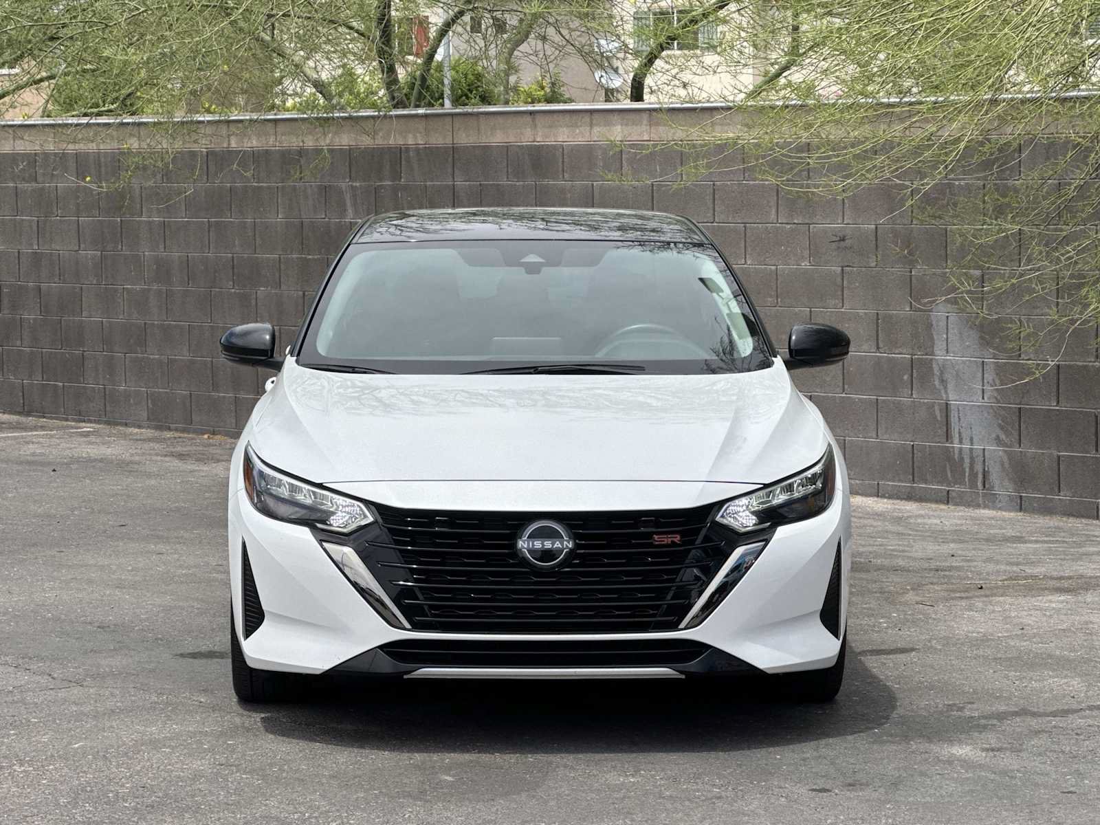Used 2024 Nissan Sentra SR FWD image 3
