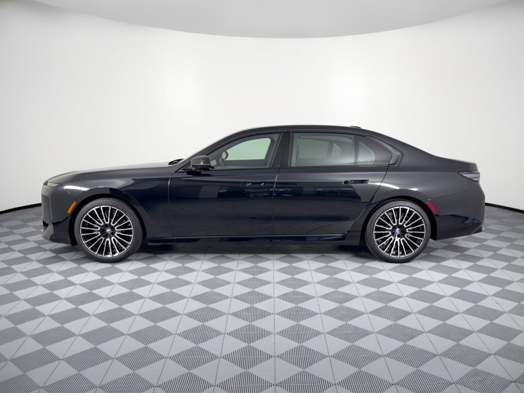 New 2027 BMW 740i w/ Executive Package RWD image 2