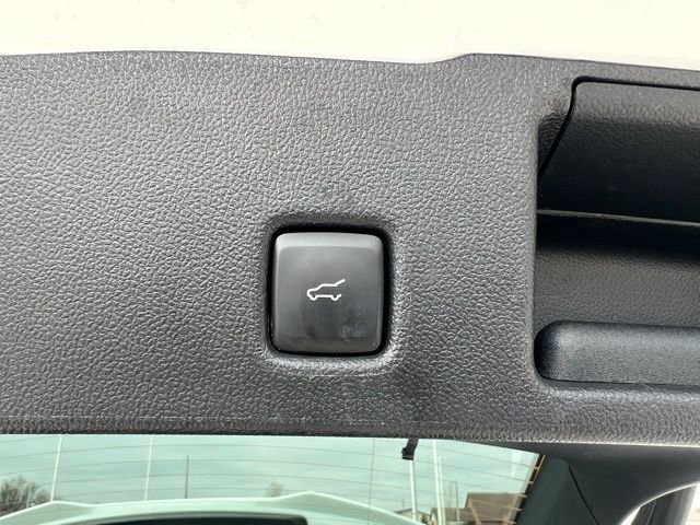 Used 2025 Ford Escape ST-Line Select w/ Tech Pack #1 image 17