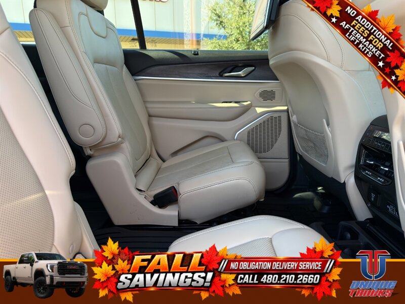 Used 2022 Jeep Grand Cherokee L Limited w/ Luxury Tech Group II AWD/4WD image 26