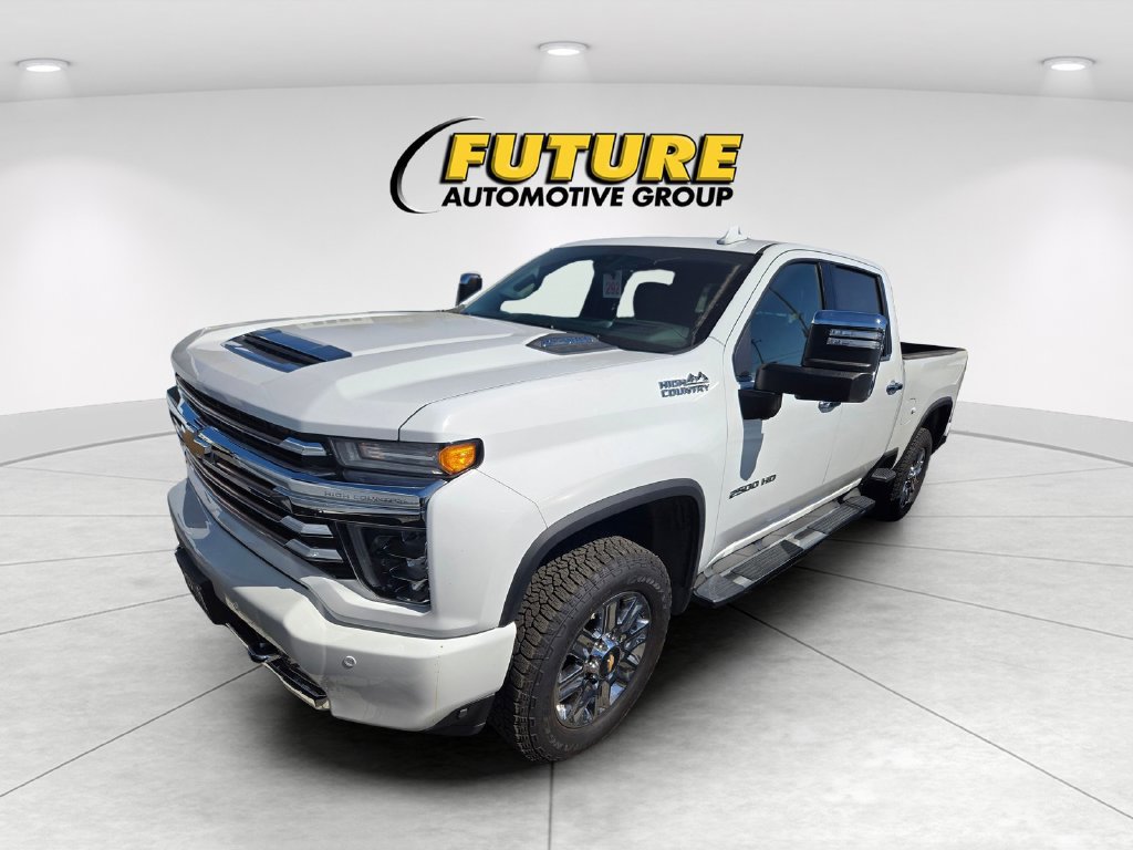 Used 2020 Chevrolet Silverado 2500 High Country AWD/4WD image 3