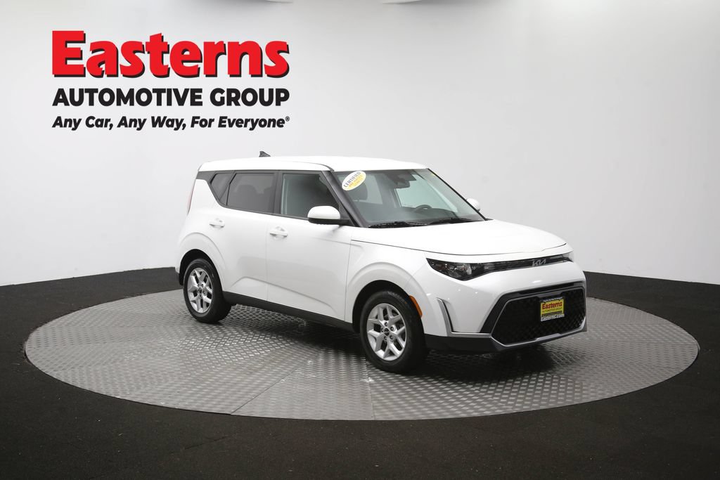 Used 2024 Kia Soul LX w/ Option Group 015 FWD image 50