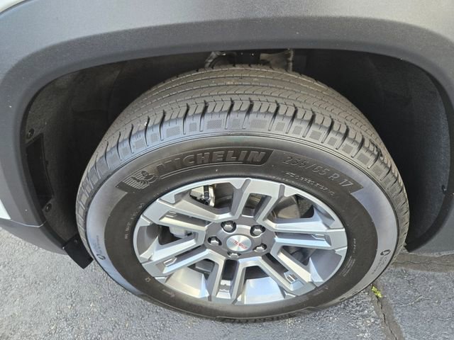 Used 2025 GMC Terrain Elevation AWD/4WD image 24